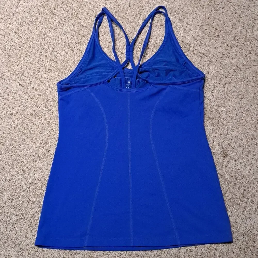 ATHLETA medium high impact sports tank, barely worn! - Picture 2 of 5